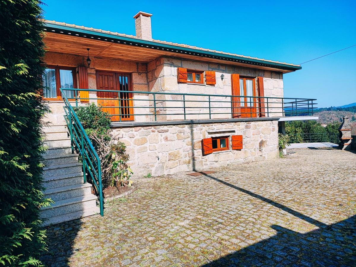 Varanda Do Outeiro Holiday home *